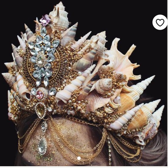 Mermaid Halloween crown. Chelsea flower crowns main image 4